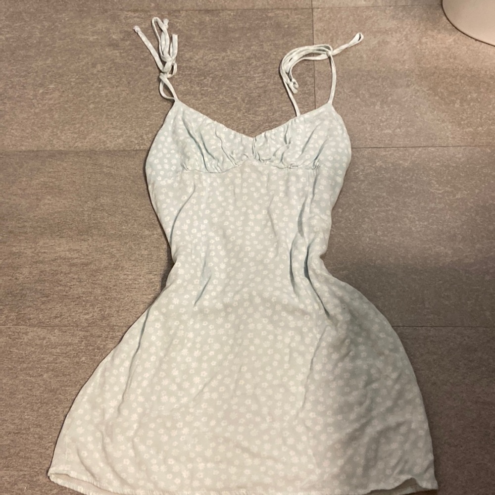 blue w/white flowers Pacsun (La Hearts) mini spring dress